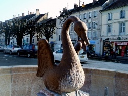 Photo paysage et monuments, Lons-le-Saunier - Place du cygne.