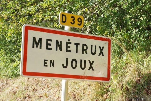 Photo Menétrux-en-Joux - menétrux en joux (39130)