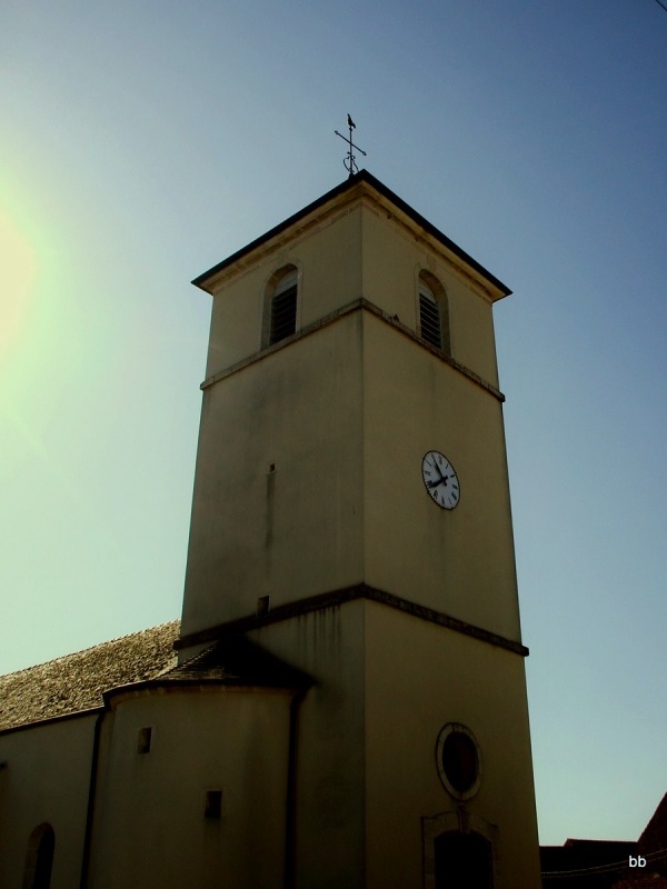 Photo Molay - Le clocher de Molay-Jura.