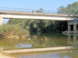 Photo paysage et monuments, Montbarrey - Montbarrey.Jura.Pont sur la Loue