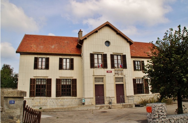 Photo Mont-sur-Monnet - la Mairie