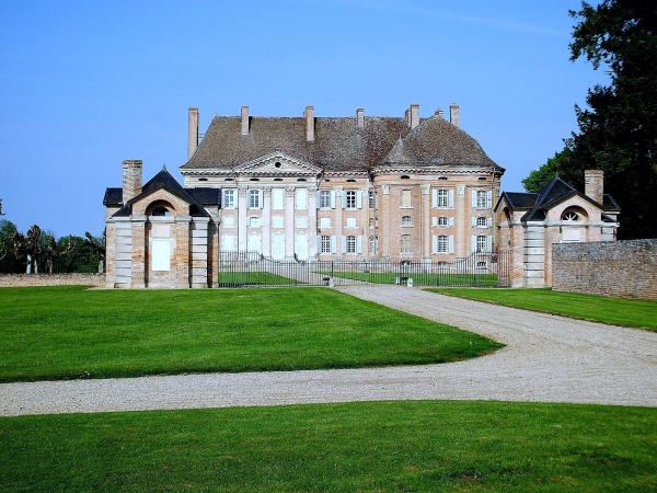 Photo Neublans-Abergement - Neublans son Château-1.