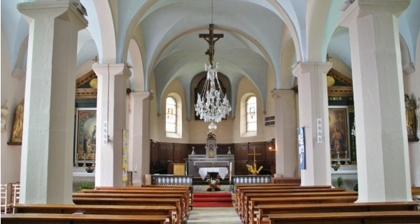 Photo La Pesse - église Saint Oyant