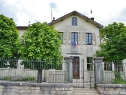 Photo paysage et monuments, La Pesse - la mairie