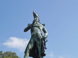 Photo paysage et monuments, Poligny - statue