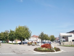 Photo paysage et monuments, Poligny - Le Village