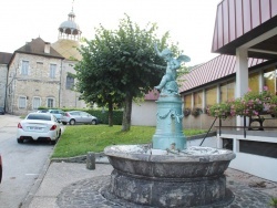 Photo paysage et monuments, Salins-les-Bains - Fontaine