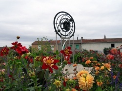 Photo paysage et monuments, Tavaux - Tavaux.Jura:espace des droits de l'homme.Septembre 2011