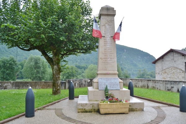 le monument aux morts