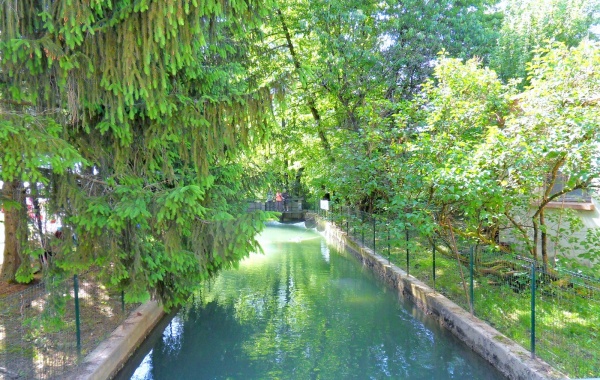 Photo Vaudrey - Vaudrey-Canal du moulin Val d'Amour.
