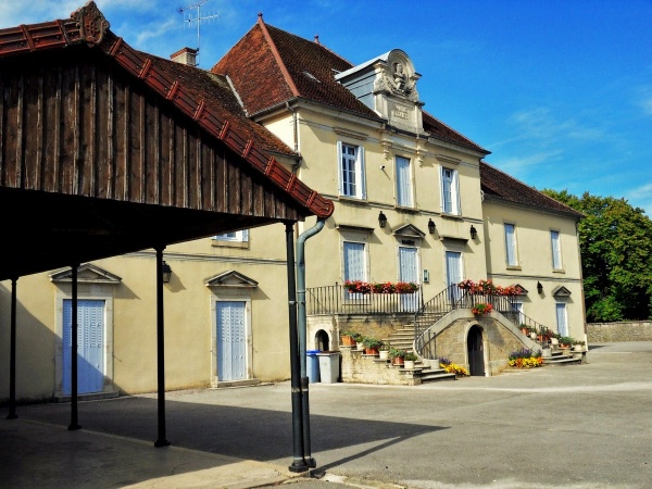 Photo Villevieux - Villevieux-Jura;mairie,écoles.