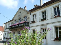 Photo paysage et monuments, Voiteur - Mairie de Voiteur- Jura