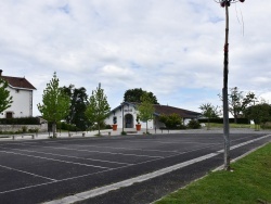 Photo paysage et monuments, Bélus - la commune