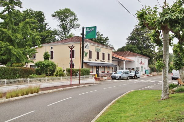 Photo Castelnau-Chalosse - la commune