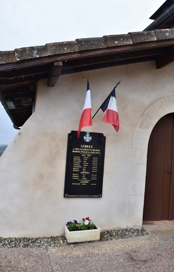 Photo Gibret - le monument aux morts