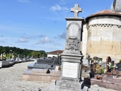 Photo paysage et monuments, Orist - le monuemnt aux morts