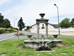 Photo paysage et monuments, Orthevielle - la Fontaine