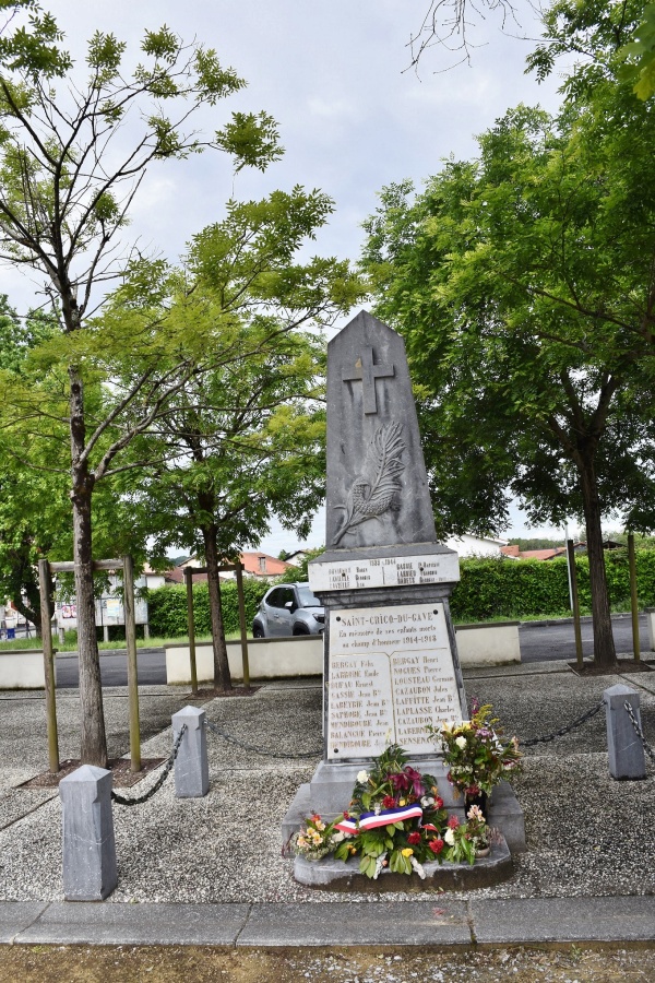 Photo Saint-Cricq-du-Gave - le monument aux morts