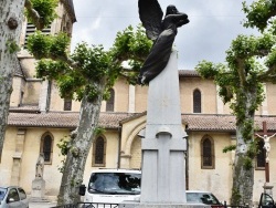 Photo paysage et monuments, Saint-Vincent-de-Tyrosse - le monument aux morts