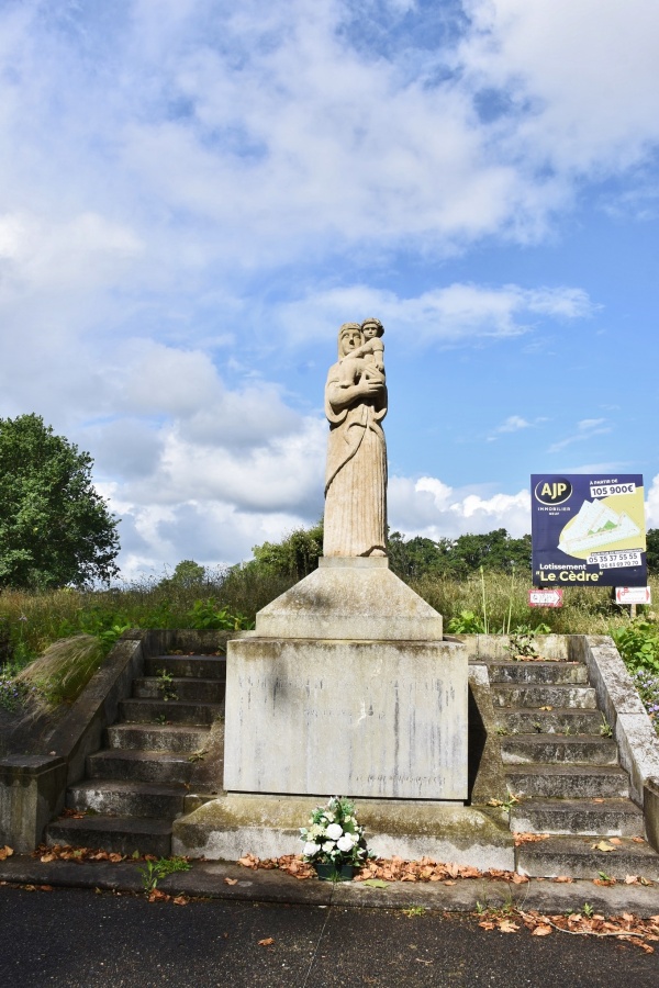 Photo Tercis-les-Bains - le monument aux morts