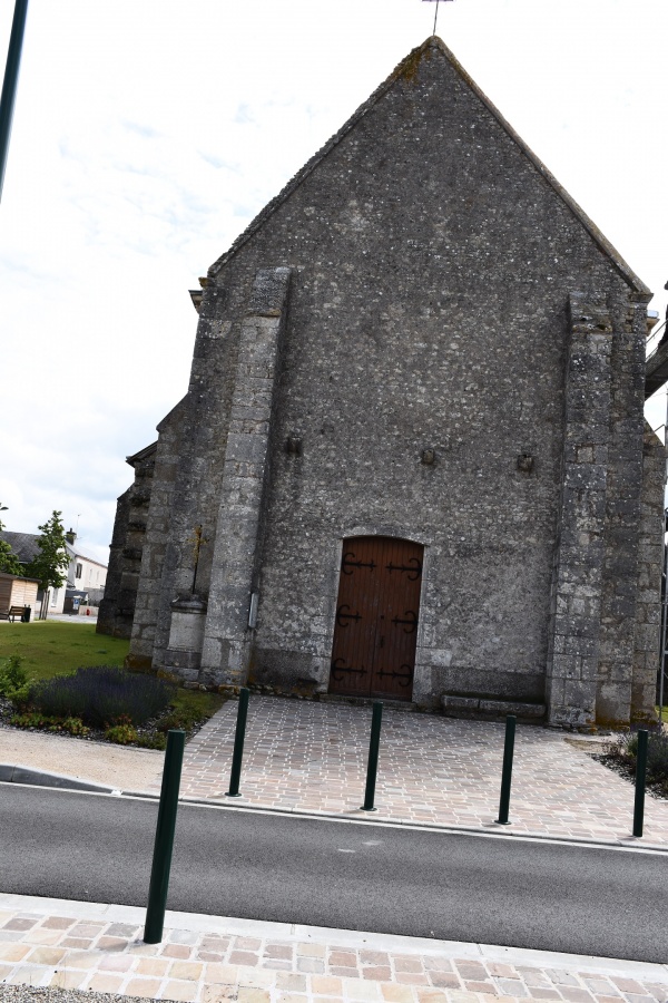 Photo La Chapelle-Saint-Martin-en-Plaine - église Saint Martin