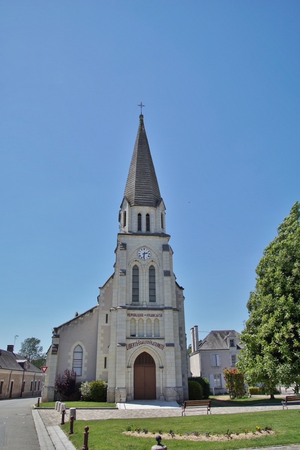 Photo Chémery - église Saint Guillaume