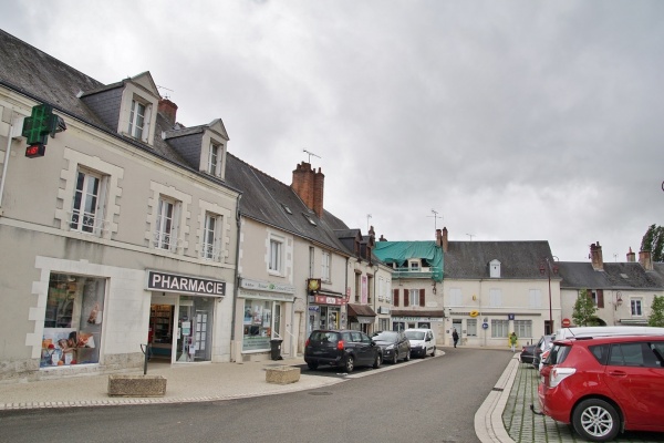 Photo Cour-Cheverny - le Village