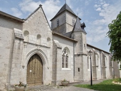 Photo paysage et monuments, Huisseau-sur-Cosson - église Saint Etienne