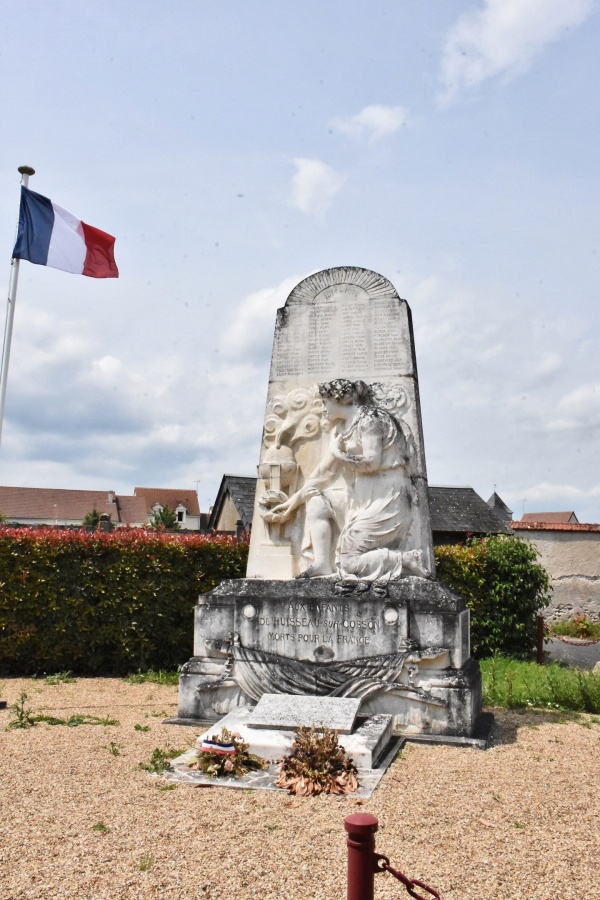 Photo Huisseau-sur-Cosson - le Monument Aux Morts
