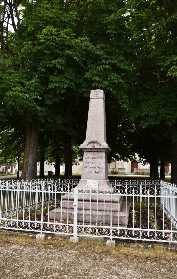 Photo Marolles - le Monument Aux Morts