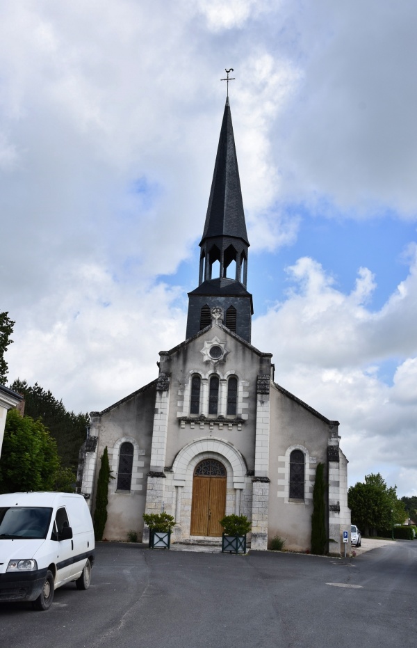 Photo Monteaux - église Saint Pierre Saint Paul