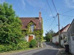 Photo paysage et monuments, Monthou-sur-Bièvre - le Village