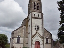 Photo paysage et monuments, Les Montils - église Sainte Madeleine