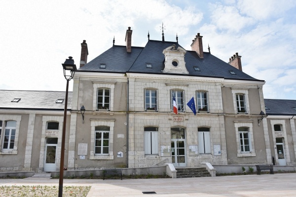 Photo Montlivault - La Mairie
