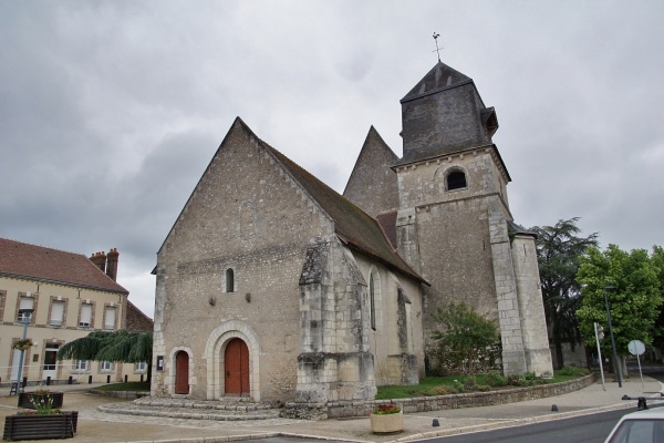 Photo Mur-de-Sologne - église Saint Pierre