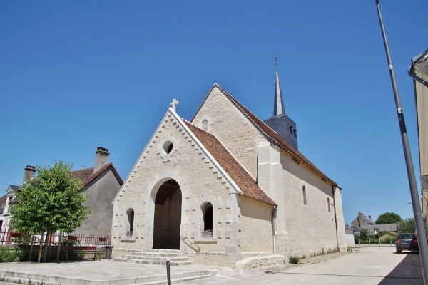 Photo Oisly - église Saint Hippolyte