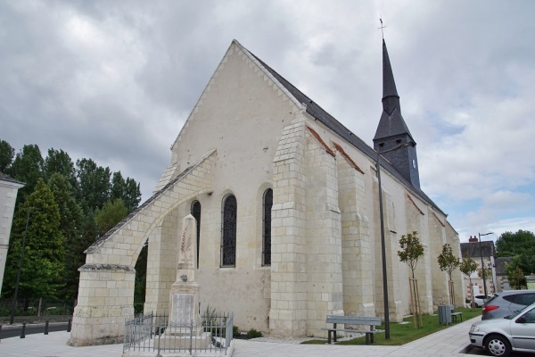 Photo Pruniers-en-Sologne - église Saint Jean Baptiste