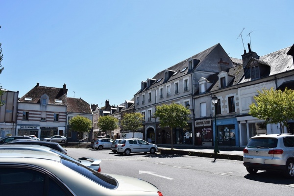 Photo Romorantin-Lanthenay - le Village