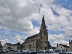 Photo paysage et monuments, Saint-Amand-Longpré - église Saint Amand