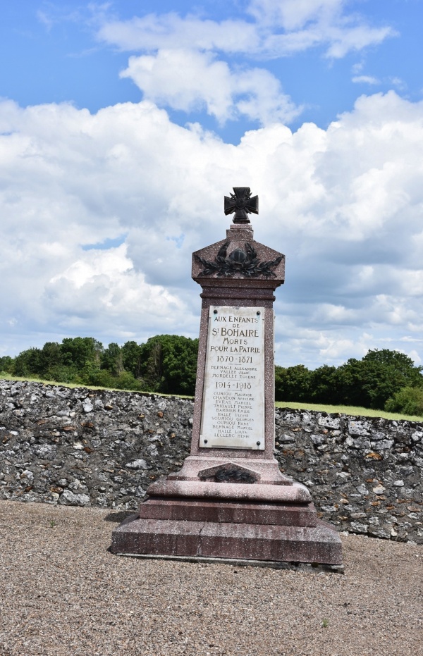 Photo Saint-Bohaire - le Monument Aux Morts