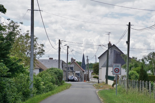 Photo Saint-Lubin-en-Vergonnois - le Village