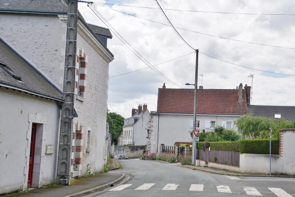 Photo Saint-Lubin-en-Vergonnois - le Village