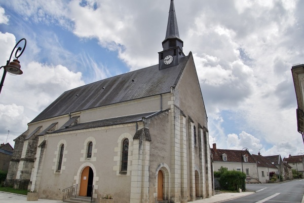 Photo Saint-Romain-sur-Cher - église Saint Romain