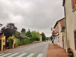 Photo paysage et monuments, La Bénisson-Dieu - La Commune