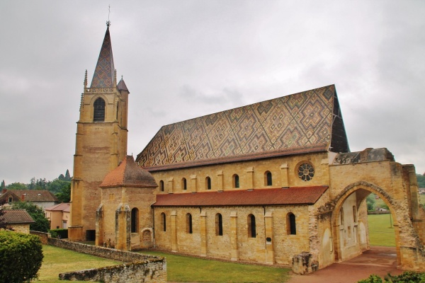 Photo La Bénisson-Dieu - L'église