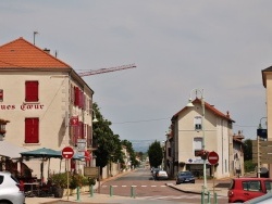 Photo paysage et monuments, Renaison - La Commune