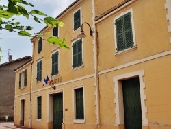 Photo paysage et monuments, Saint-Alban-les-Eaux - La Mairie