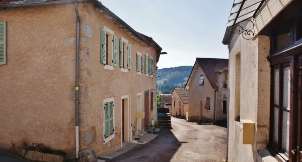 Photo Saint-Bonnet-des-Quarts - La Commune