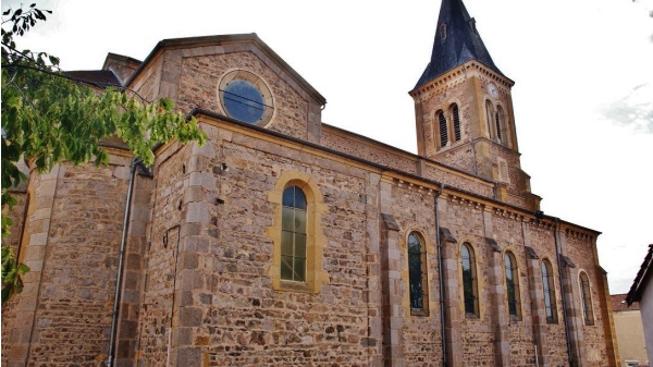 Photo Saint-Germain-Lespinasse - L'église