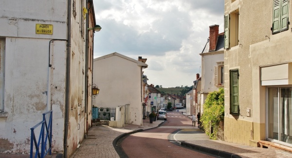 Photo Saint-Martin-d'Estréaux - La Commune